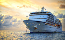 Holiday cruises and tourism