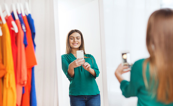 Selling clothes online Selling clothes online