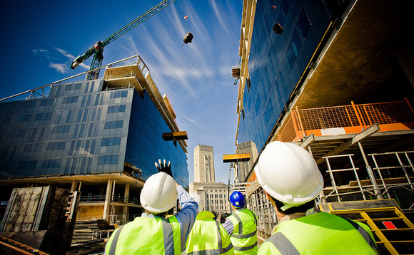 Hevy construction and commercial architecture Hevy construction and commercial architecture